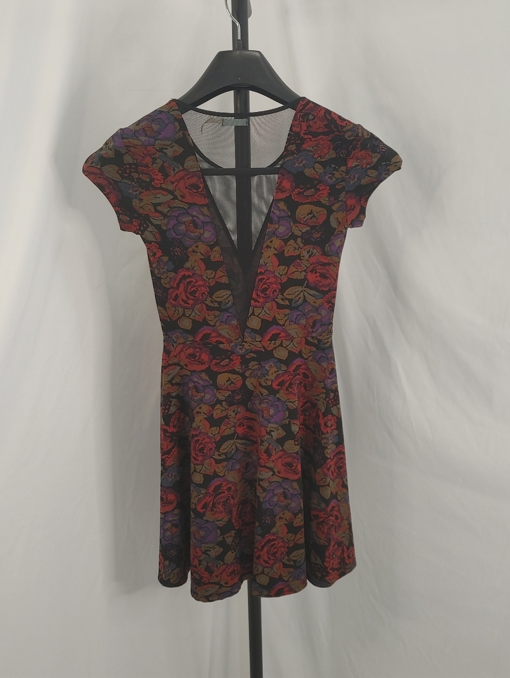 Kimchi Blue Floral Fit Flare Dress Small Mesh V Neck Skater Boho - Picture 9 of 13